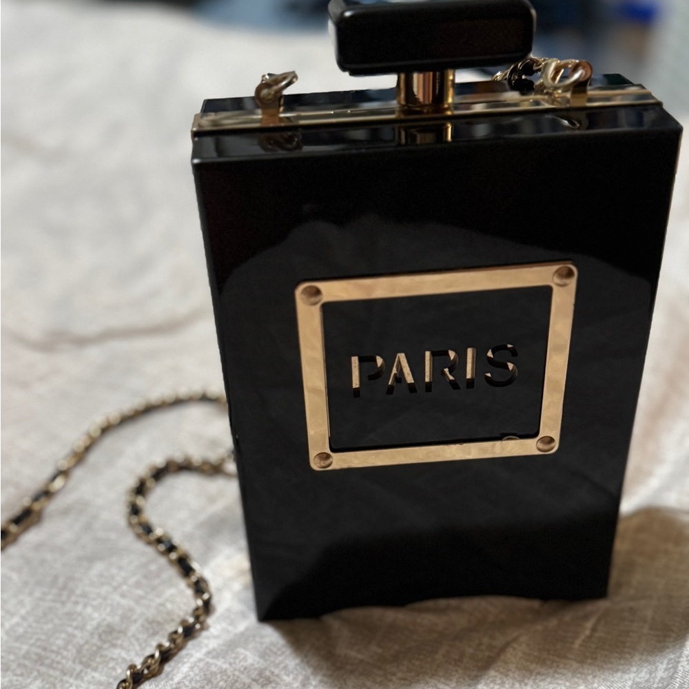 Elegant Black Paris Box Clutch